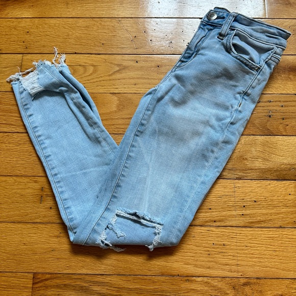 American Eagle Super Stretch Size 00 Short Jeans - Picture 2 of 3